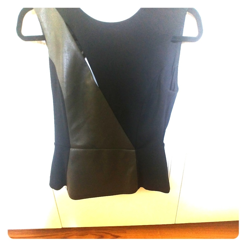 BCBGMAXAZRIA brita faux leather blocked top